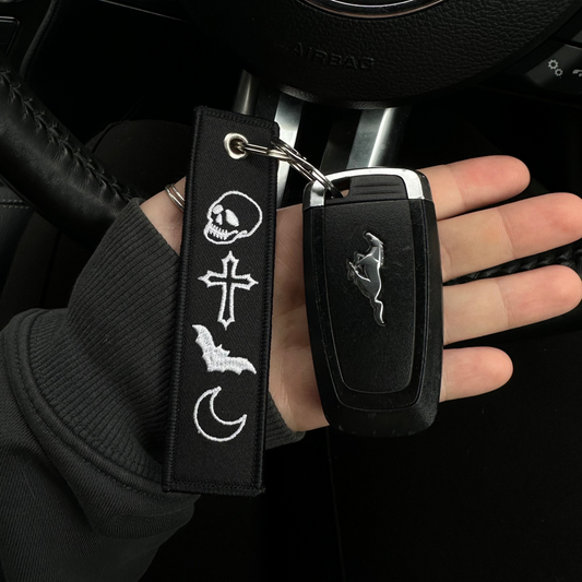 Gothic Jet Tag